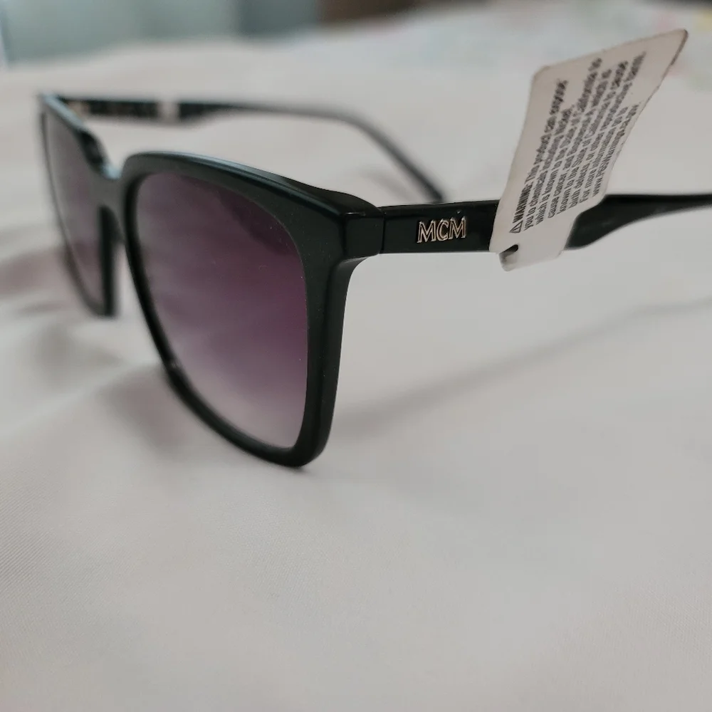 Mcm sunglasses - Picture 8 of 9